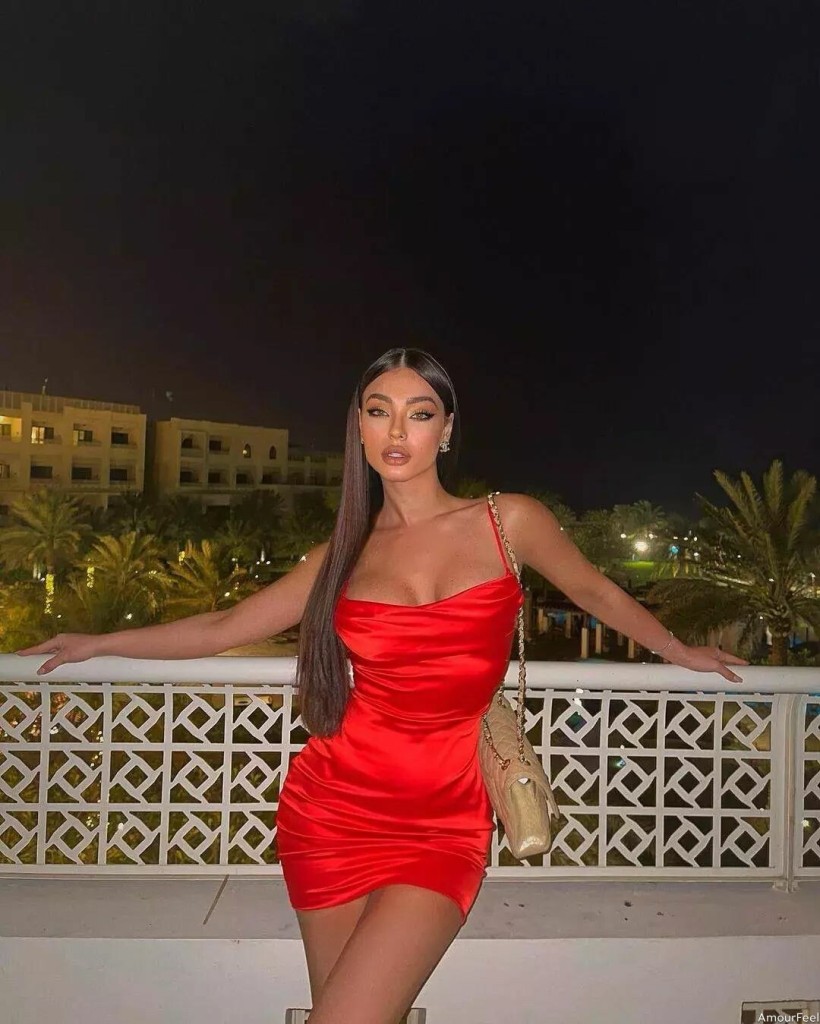 Veronika, 28