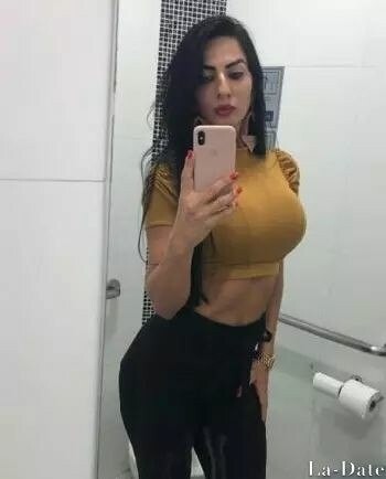 Viviana, 36