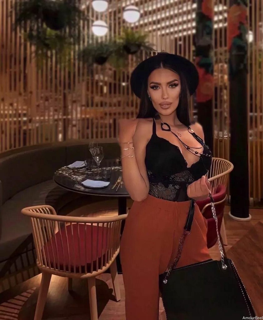 Alina, 30