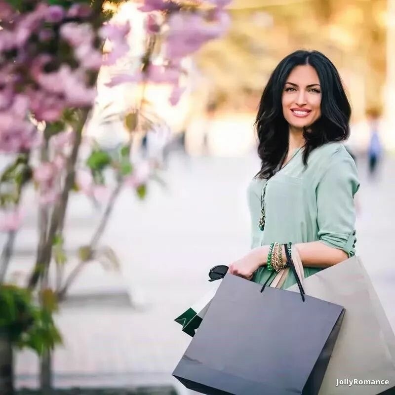 Yaroslava, 35
