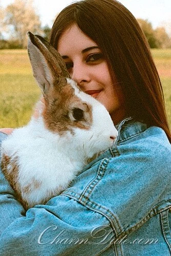 Anna, 20